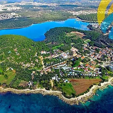 Ξενοδοχείο 1202 4*
