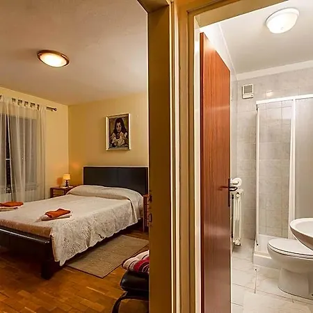 Hotel 1202 4*